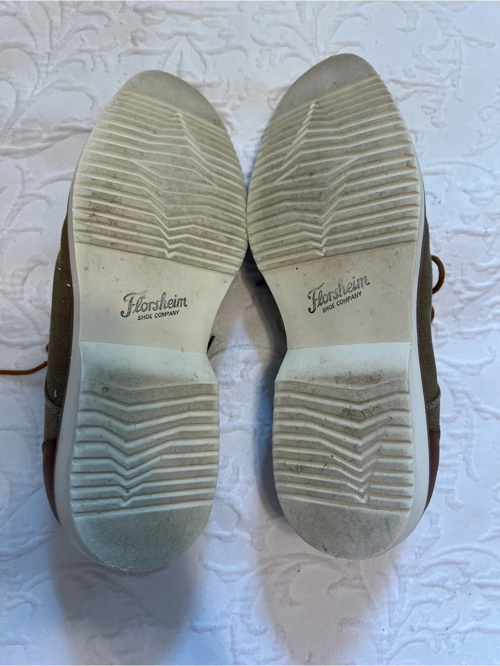 Florsheim Union Plain Toe Khaki Canvas Oxford Shoe with Leather Accents size 9.5